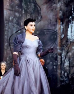 Judy Garland em Nasce uma Estrela (1955)